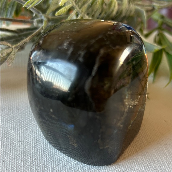 ๐ Polished Labradorite Freeform - Picture 6 of 8